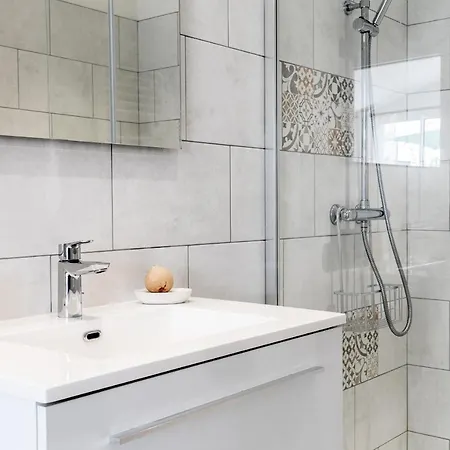 Bois Flottes - Maisonnette 700m Ferienhaus *