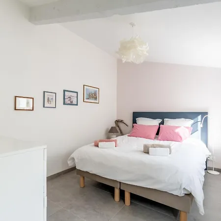 Bois Flottes - Maisonnette 700m بيت للعطل