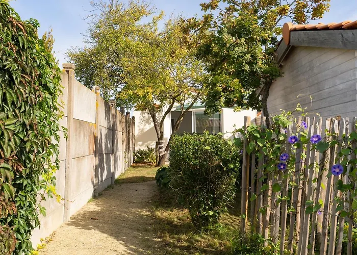 Bois Flottes - Maisonnette 700m Pornic