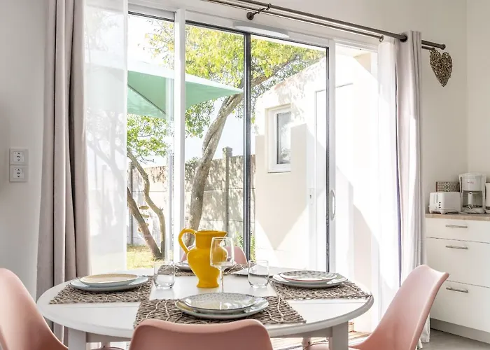 Bois Flottes - Maisonnette 700m